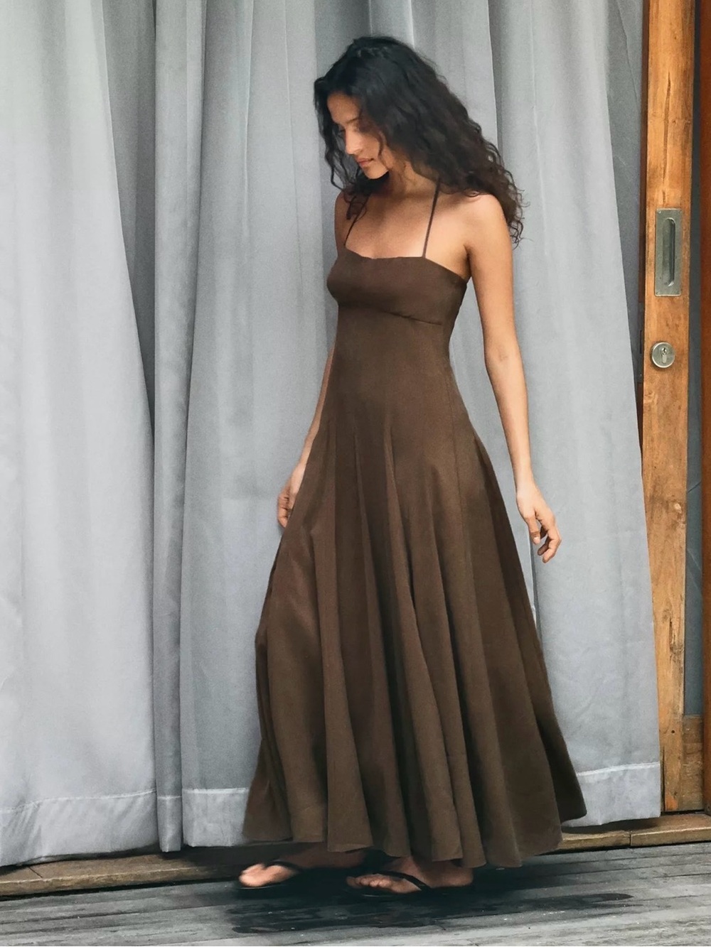 NWT ZARA FLUID HALTER VOLUME MIDI DRESS SIZE XS